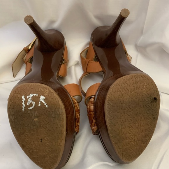 Michael Kors 5 1/2” braided leather heels. - Picture 6 of 6